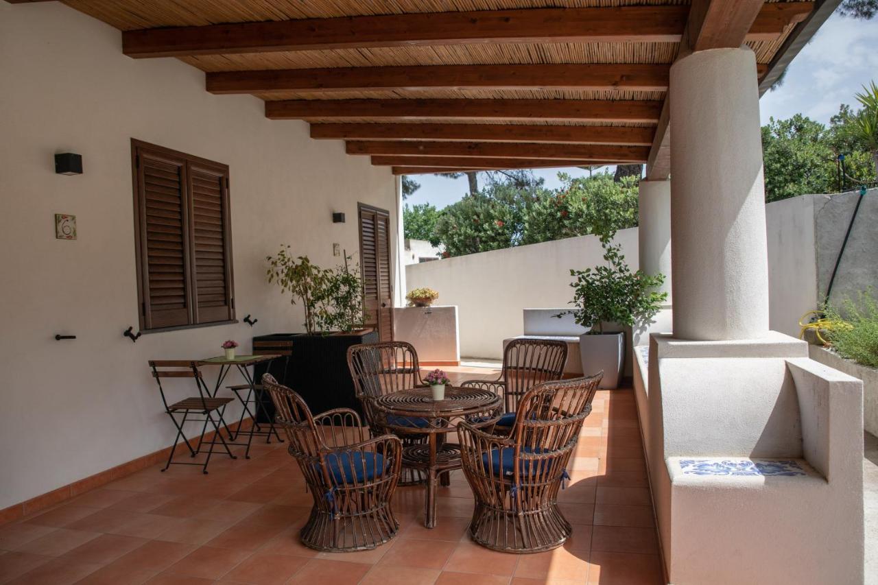 Maria Tindara "La Locanda" Vulcano  Exterior foto